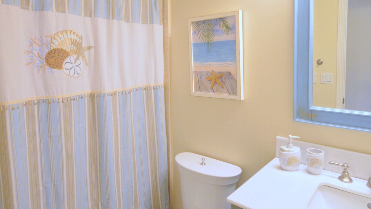 Photo of Bathroom in Naples Park