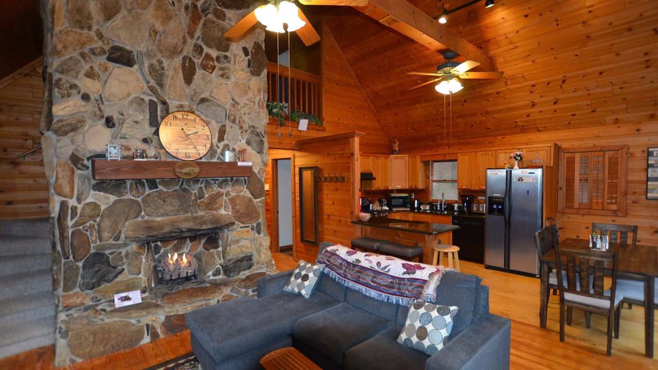 Photo of Livingroom in Deep Gap