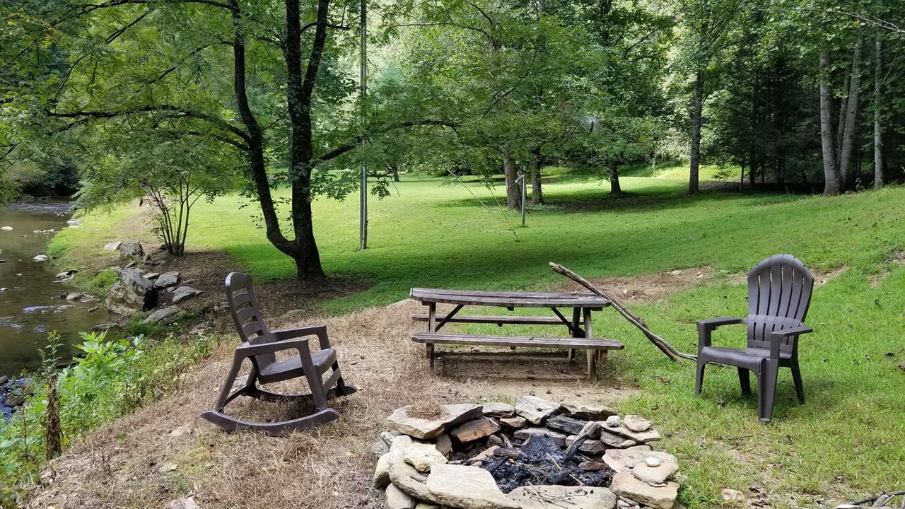 Photo of Outdoor in Deep Gap