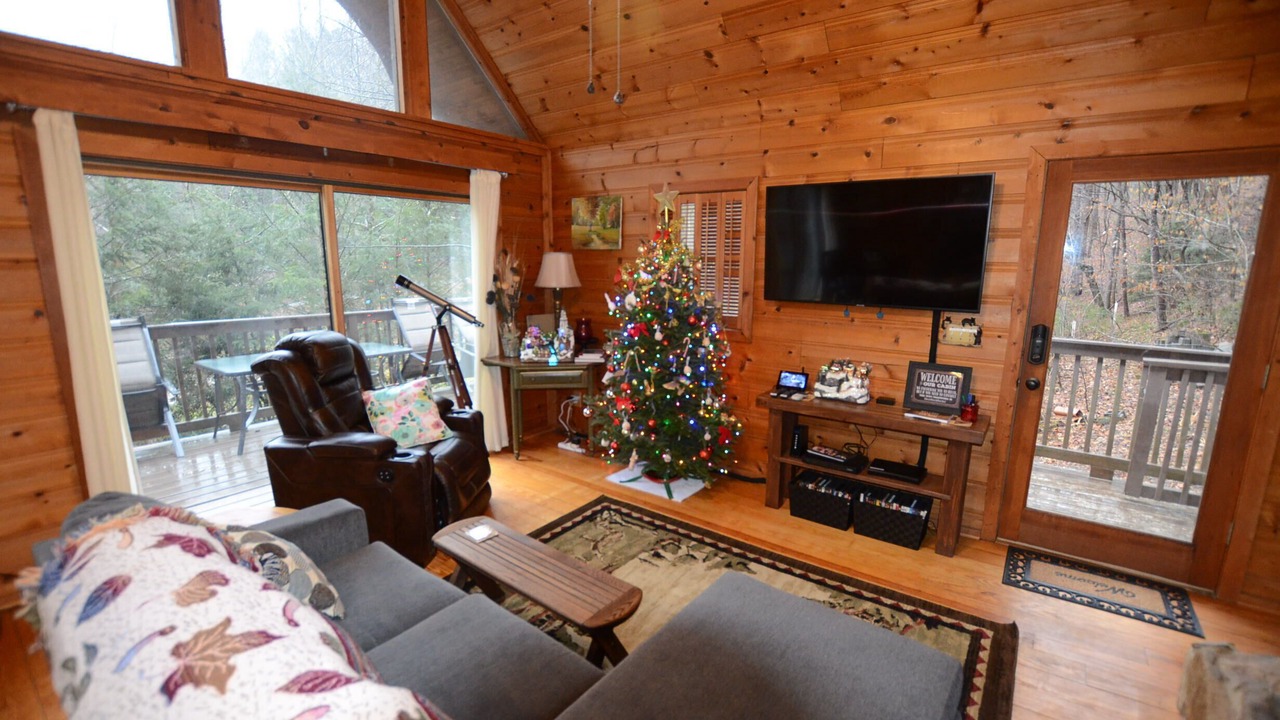 Photo of Livingroom in Deep Gap