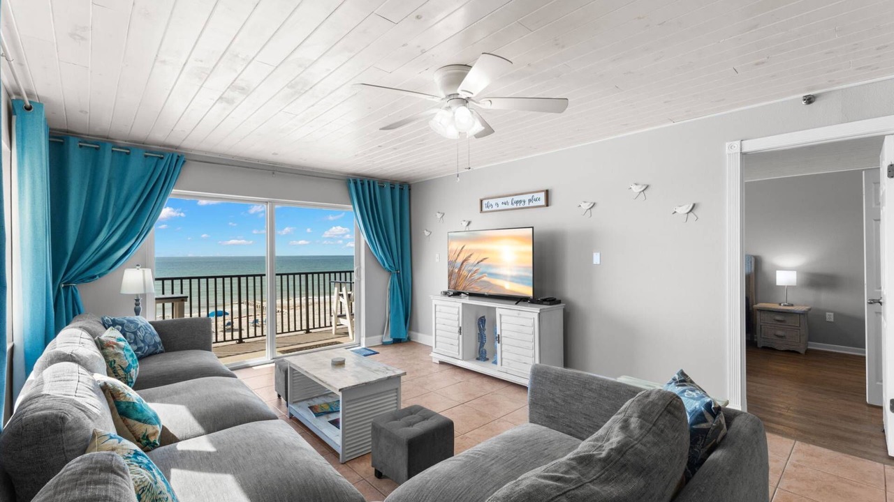 Photo of Livingroom in Madeira Beach