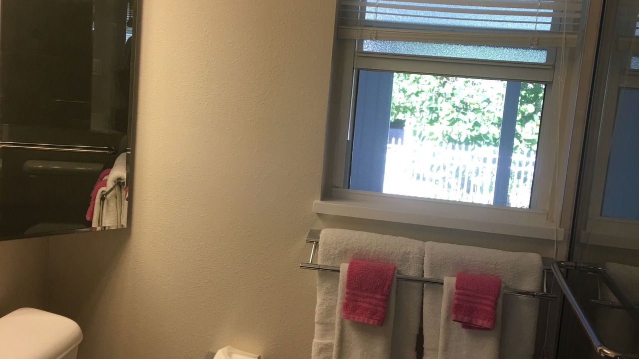 Photo of Bathroom in Golden Beach