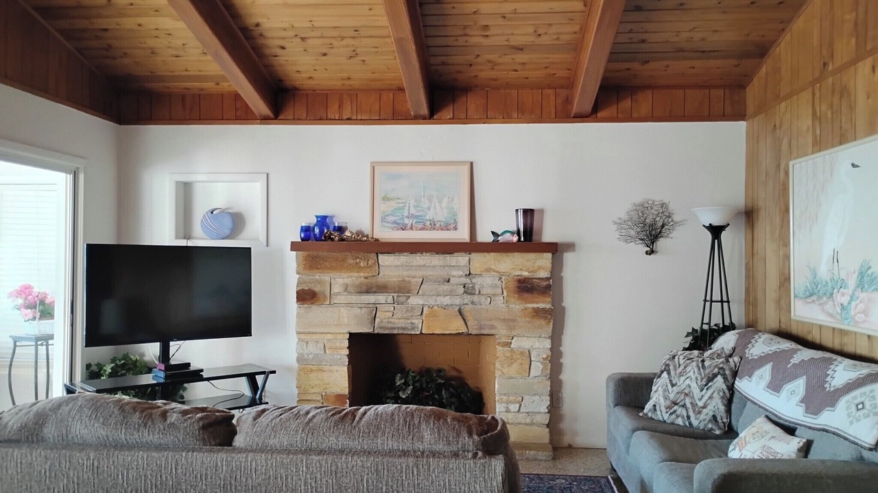 Photo of Livingroom in Seacrest