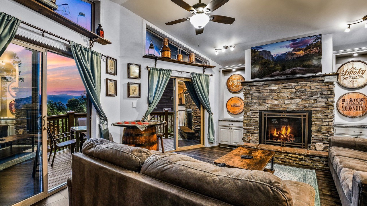 Photo of Livingroom in Gatlinburg