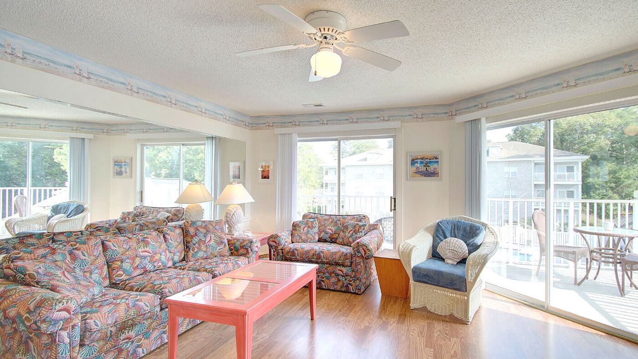 Photo of Livingroom in Sunset Beach