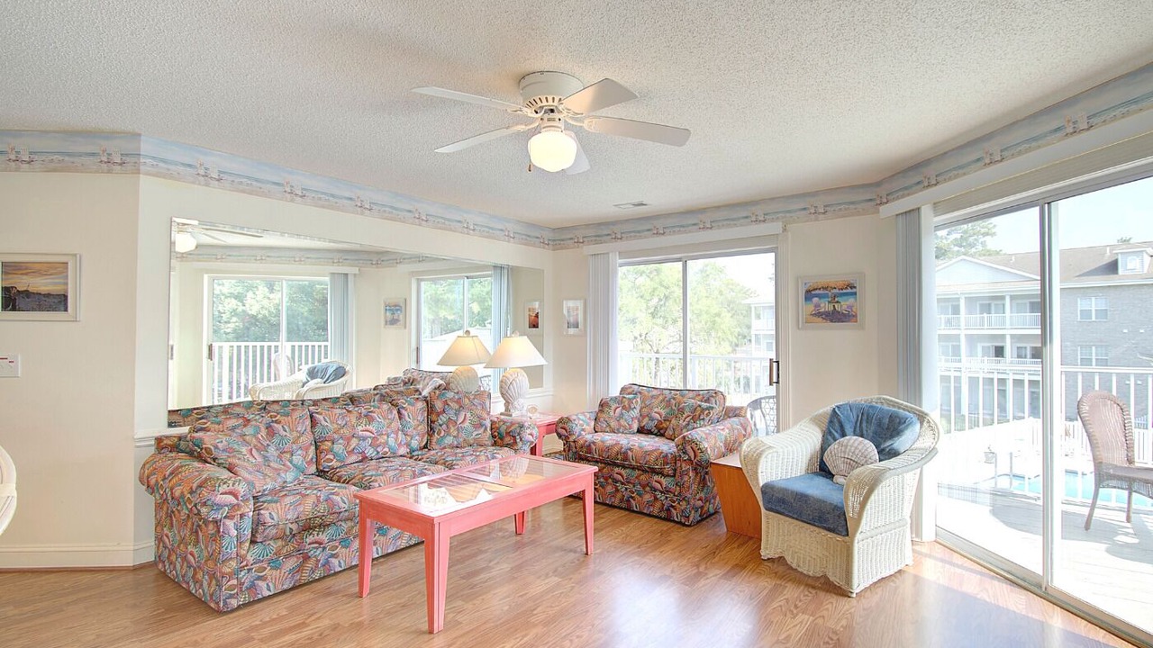 Photo of Livingroom in Sunset Beach