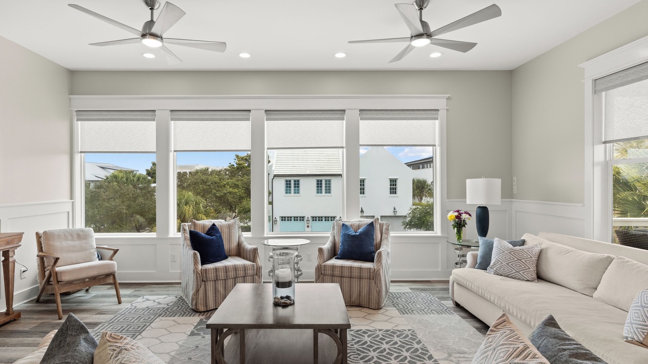 Photo of Livingroom in Seacrest