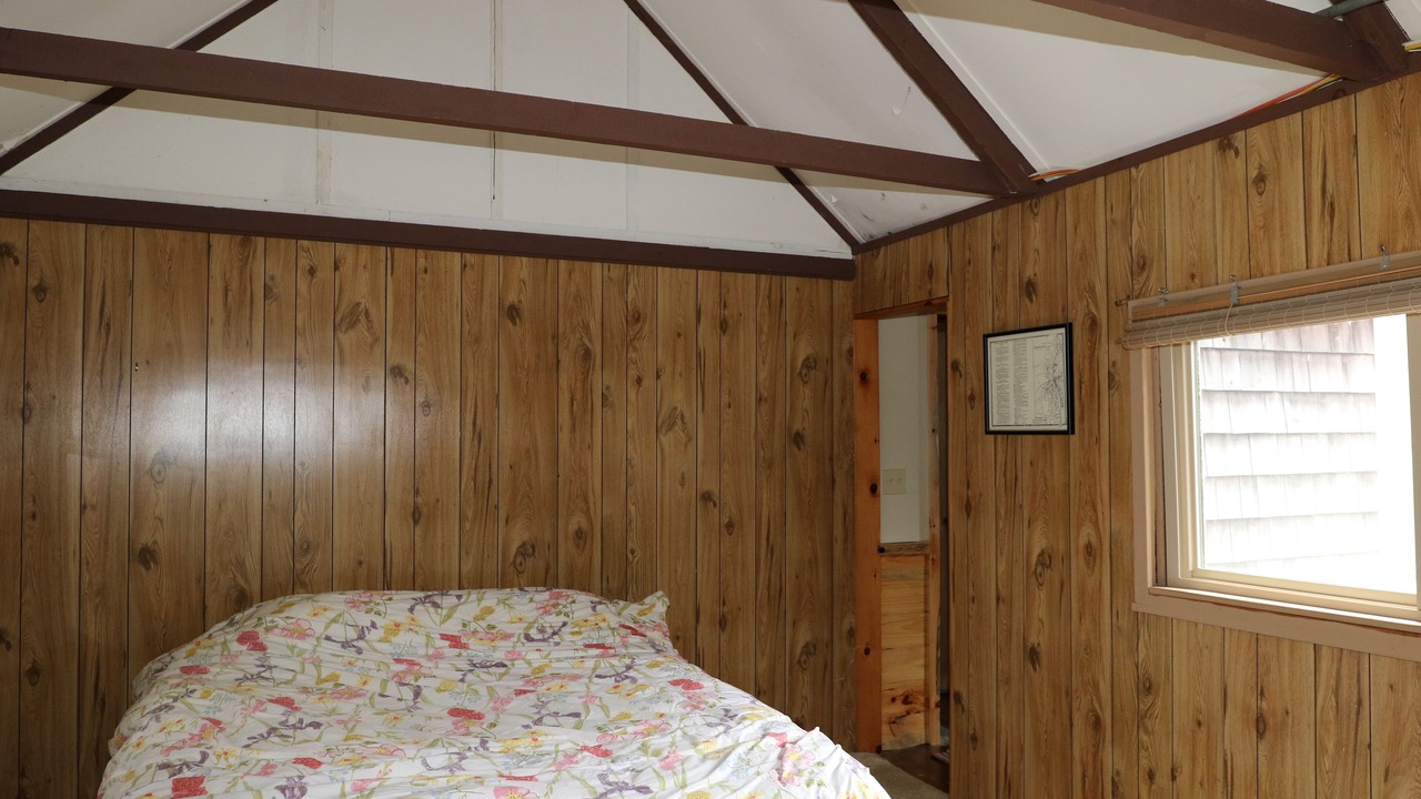 Photo of Bedroom in Surry