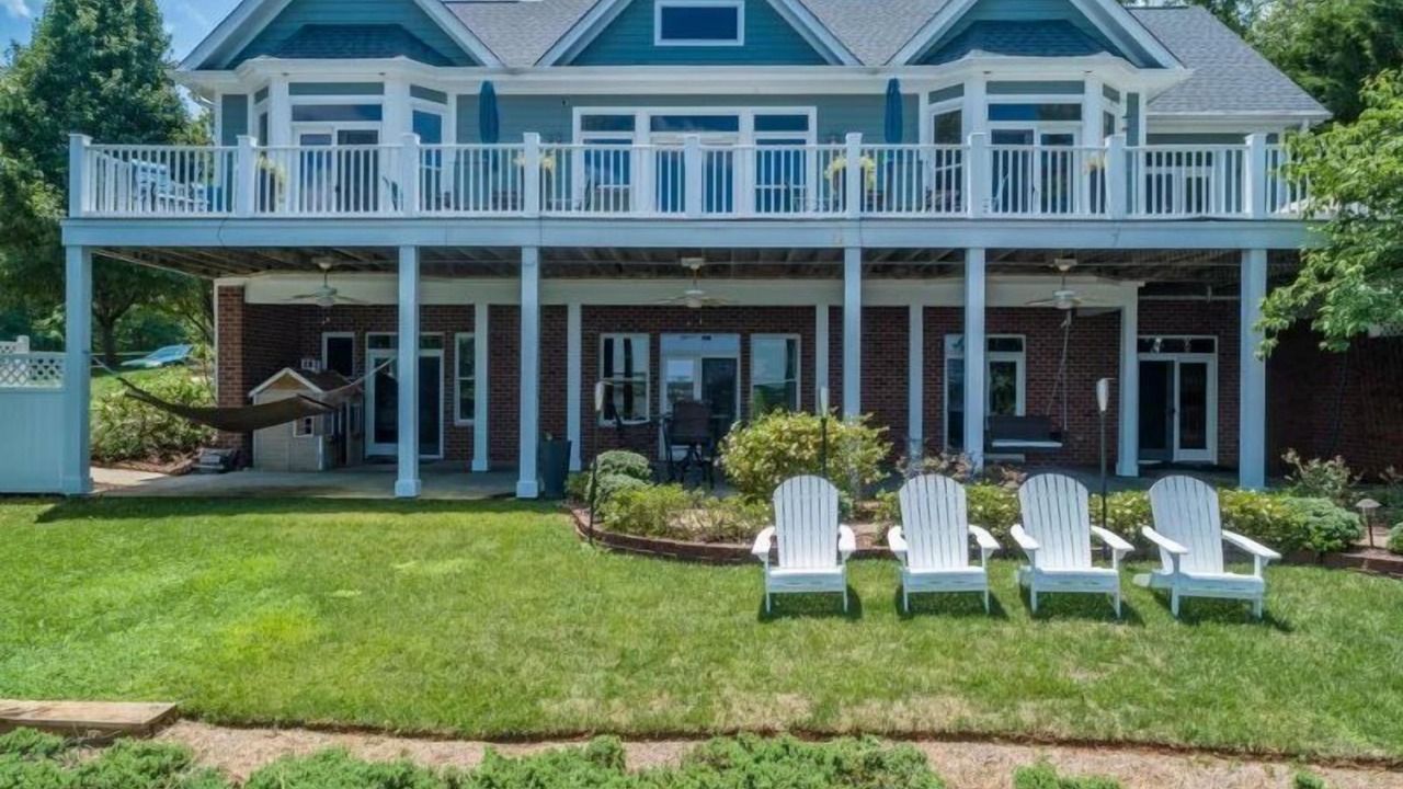 Photo of Patio Balcony in Olde Ferry Estates