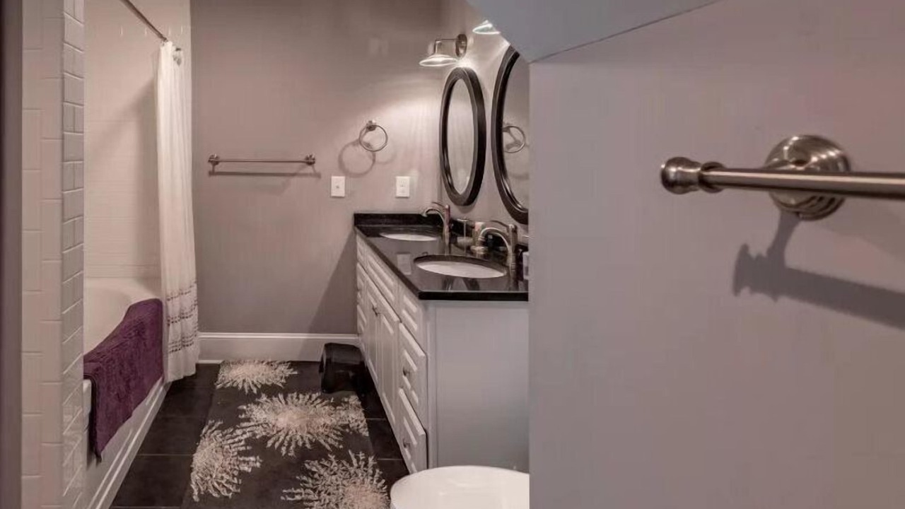 Photo of Bathroom in Olde Ferry Estates