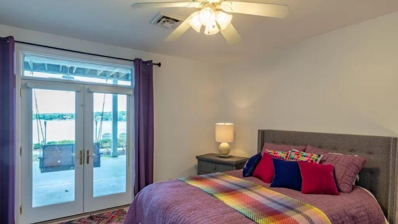 Photo of Bedroom in Olde Ferry Estates