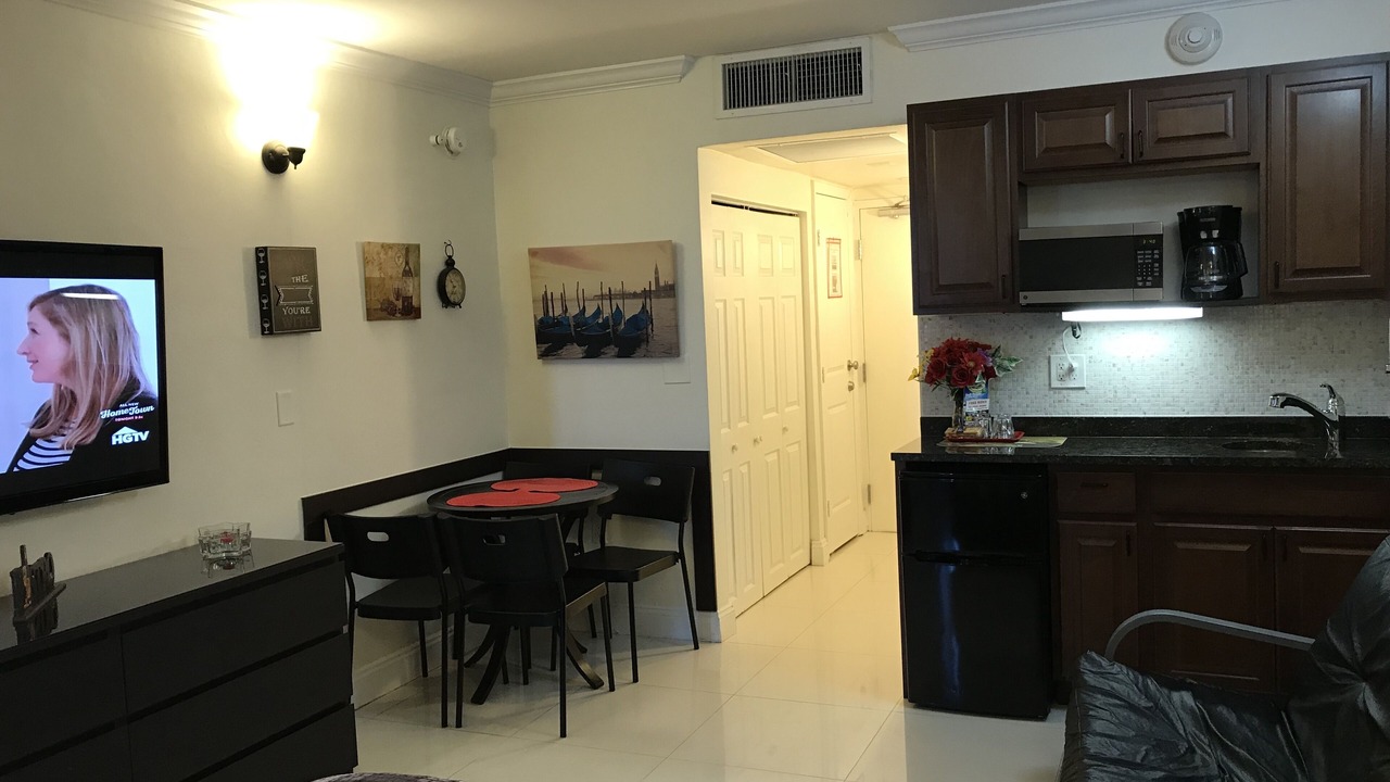 Photo of Bedroom in Galt Mile