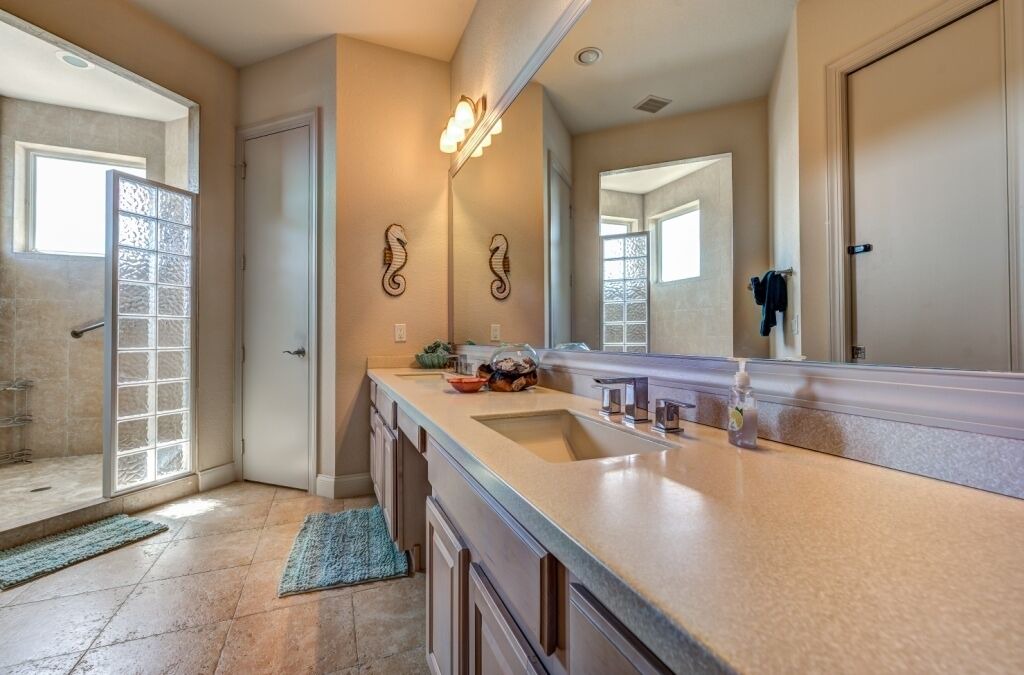 Photo of Bathroom in Cape Haze