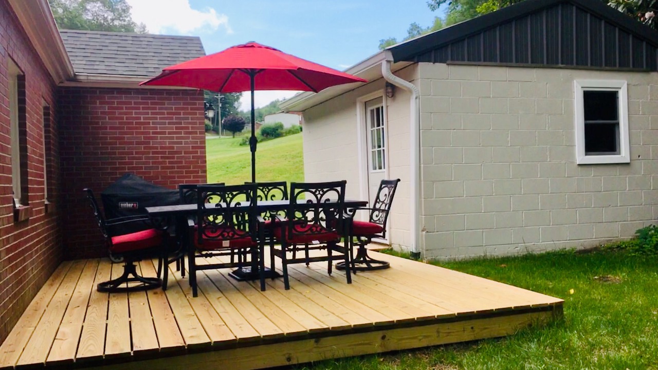 Photo of Outdoor in Deep Gap