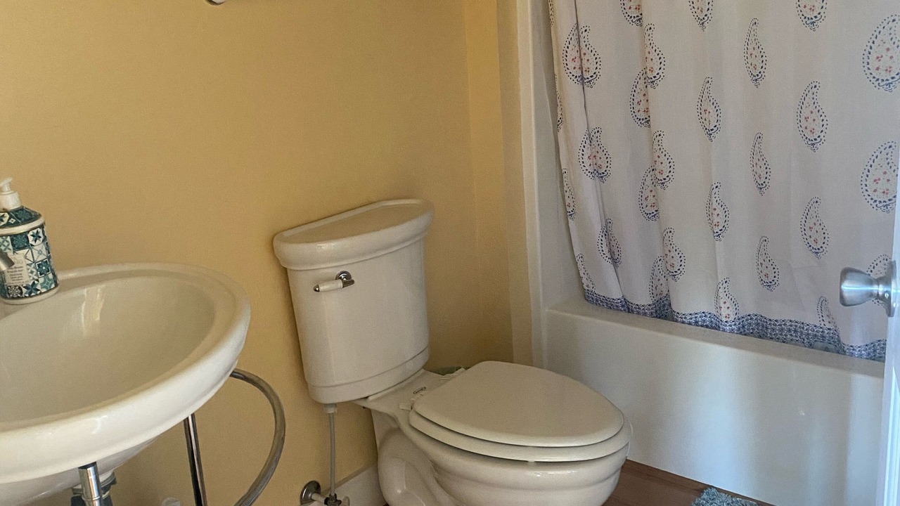 Photo of Bathroom in Butler