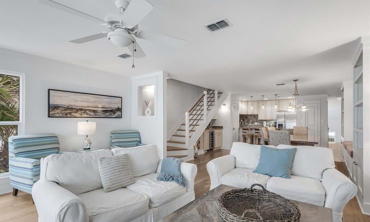Photo of Livingroom in Seacrest