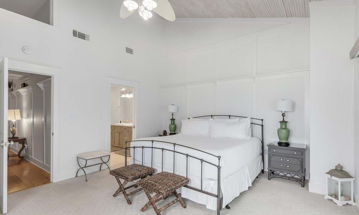 Photo of Bedroom in Seacrest