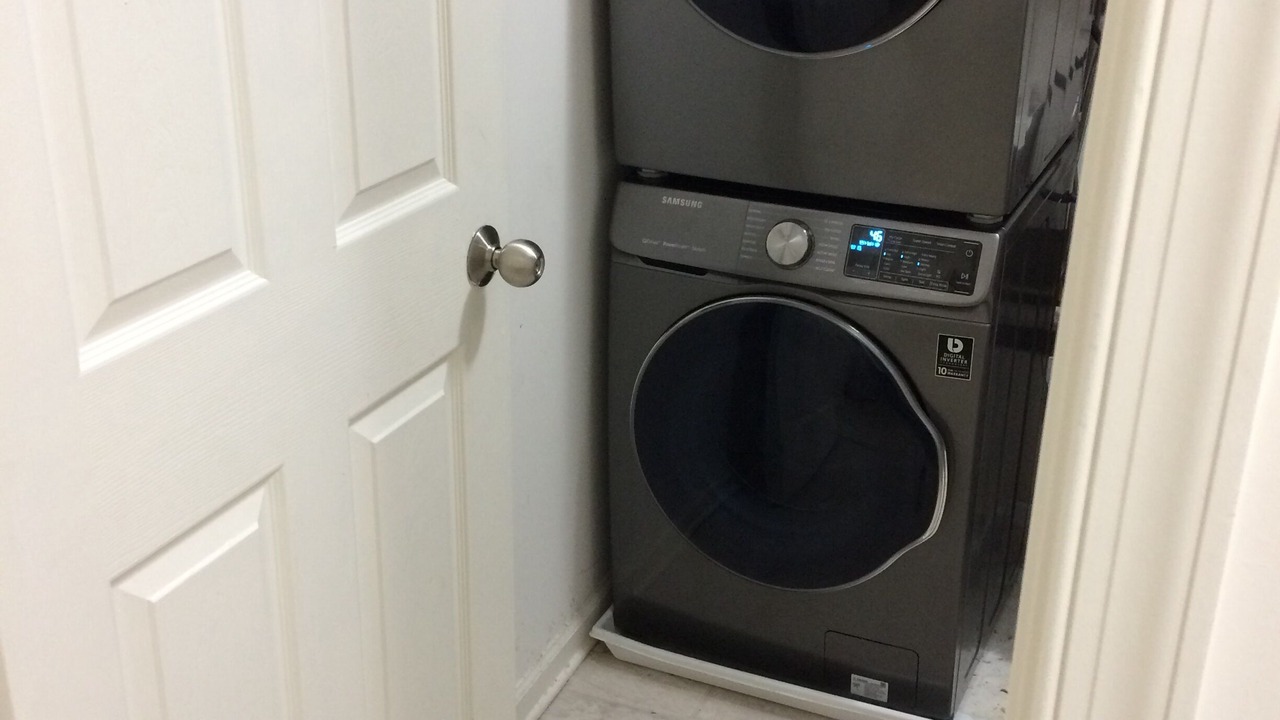Photo of Bedroom in Dulles Town Center