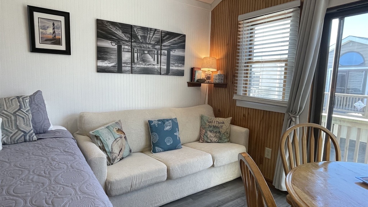 Photo of Livingroom in Hatteras