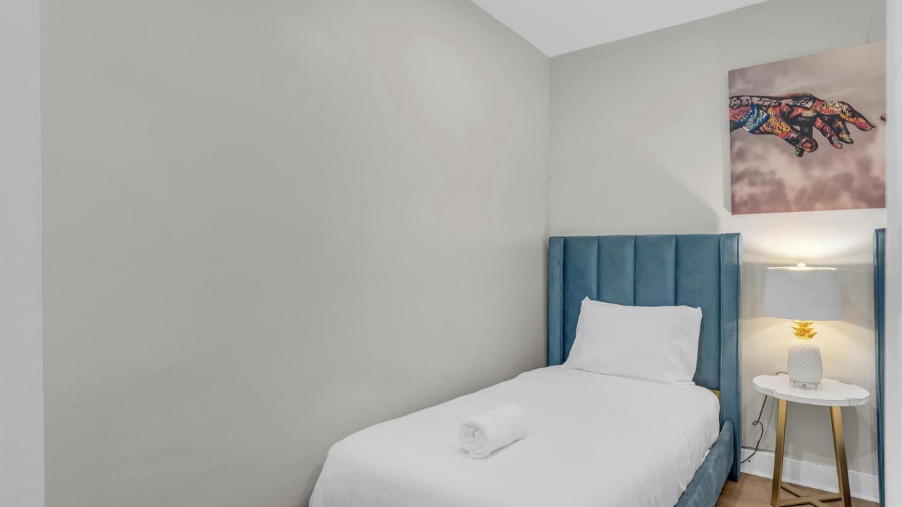 Photo of Bedroom in Bay Harbor Islands