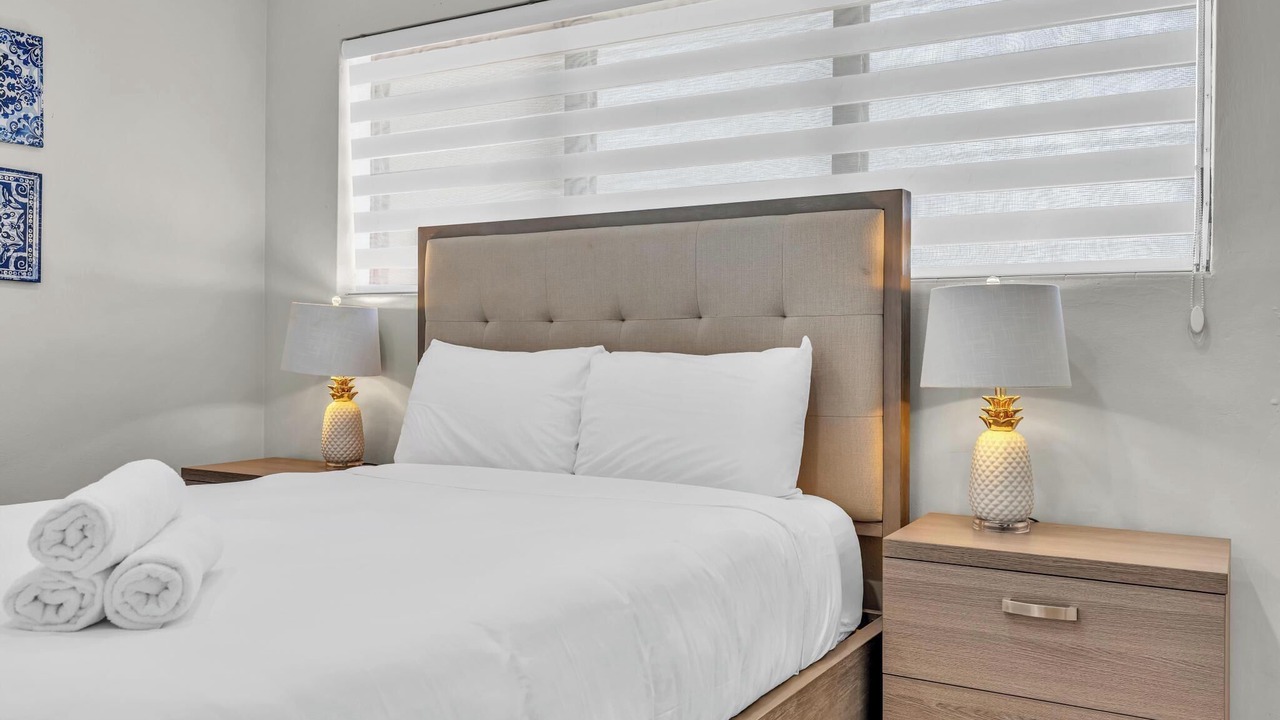 Photo of Bedroom in Bay Harbor Islands