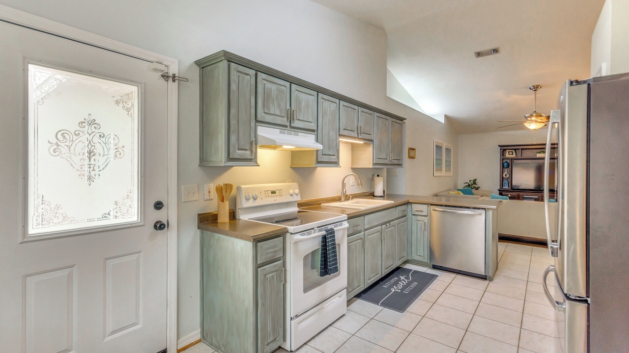 Photo of Kitchen in Northwest Pensacola