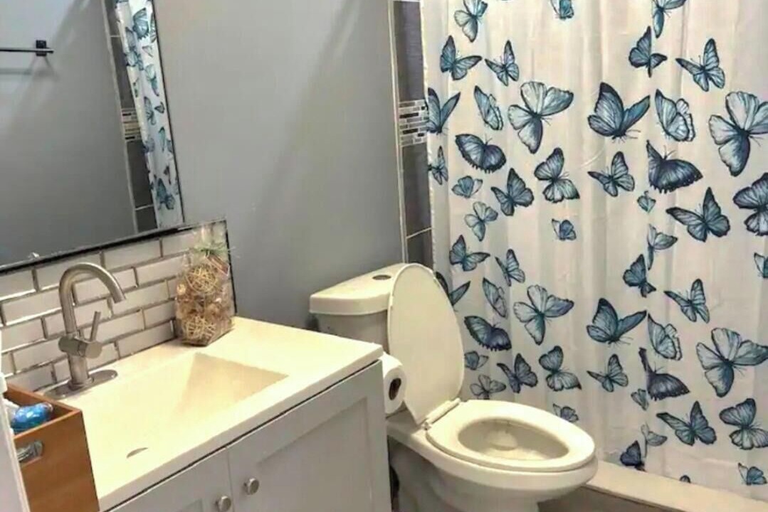 Photo of Bathroom in Lauderhill