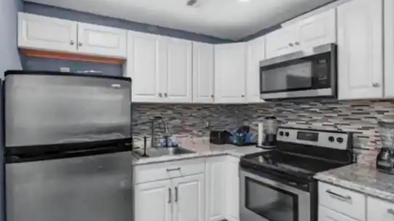 Photo of Kitchen in Lauderhill