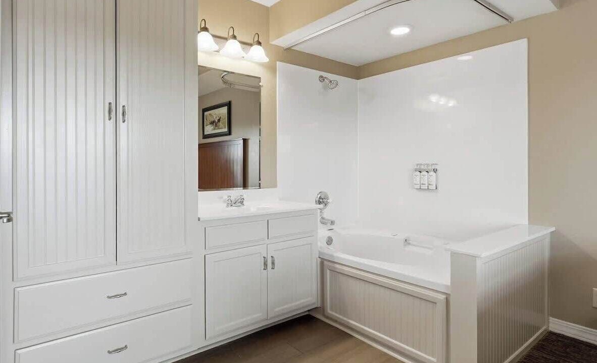 Photo of Bathroom in Clarkesville