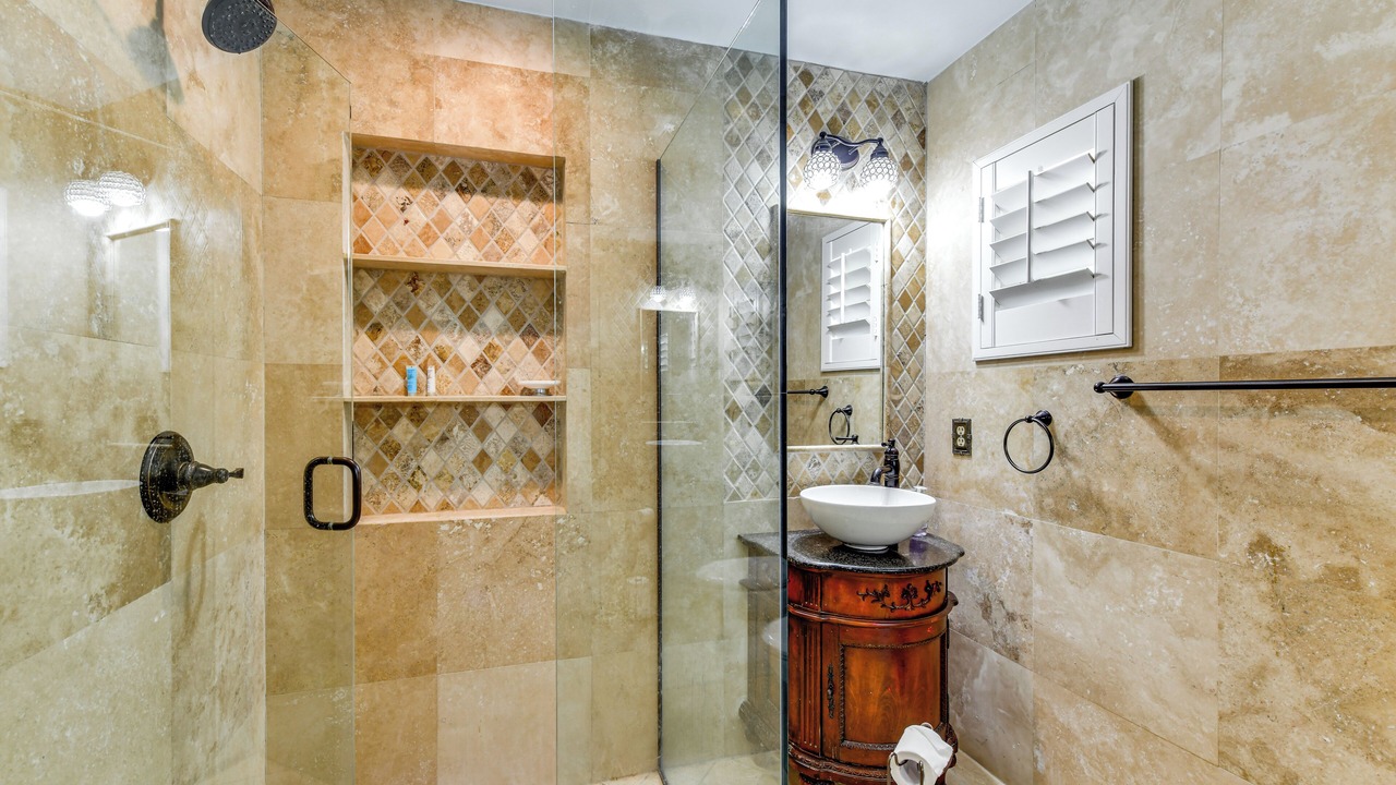 Photo of Bathroom in Desoto Acres