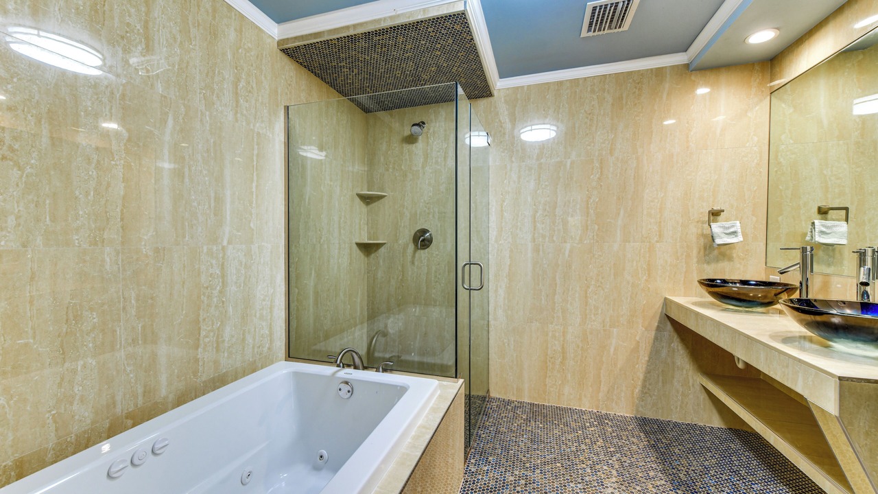 Photo of Bathroom in Desoto Acres