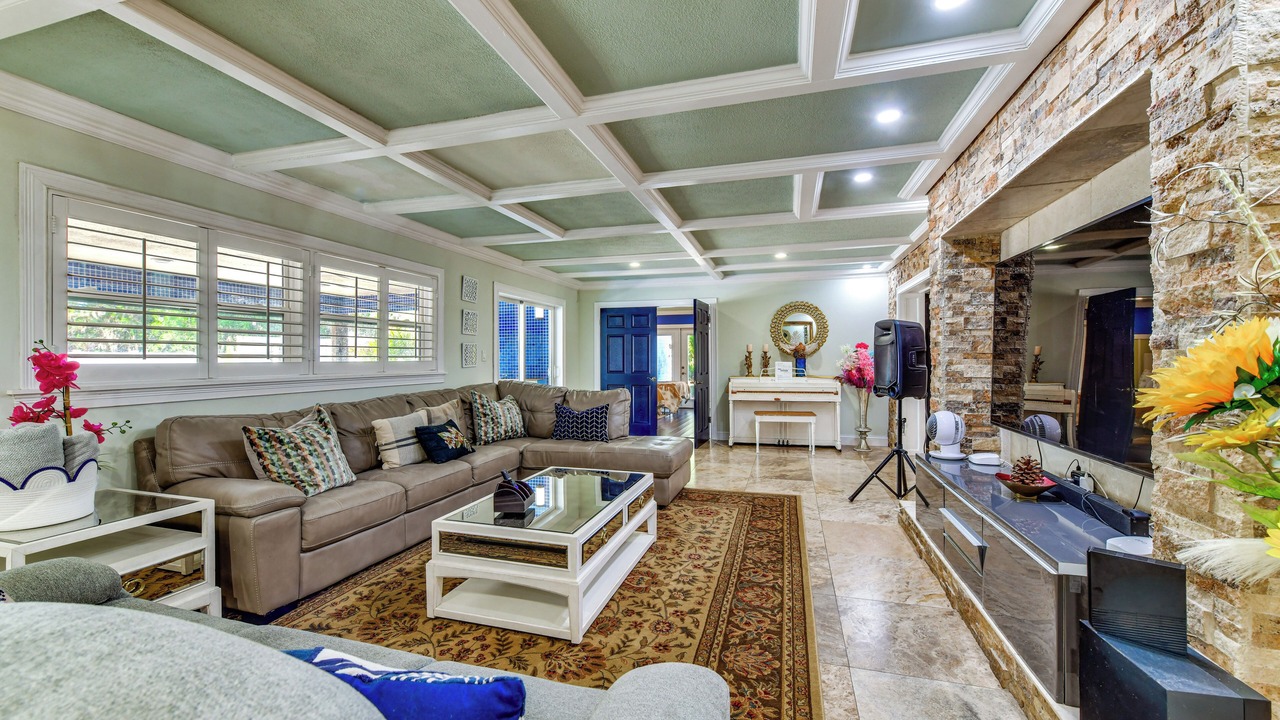 Photo of Livingroom in Desoto Acres