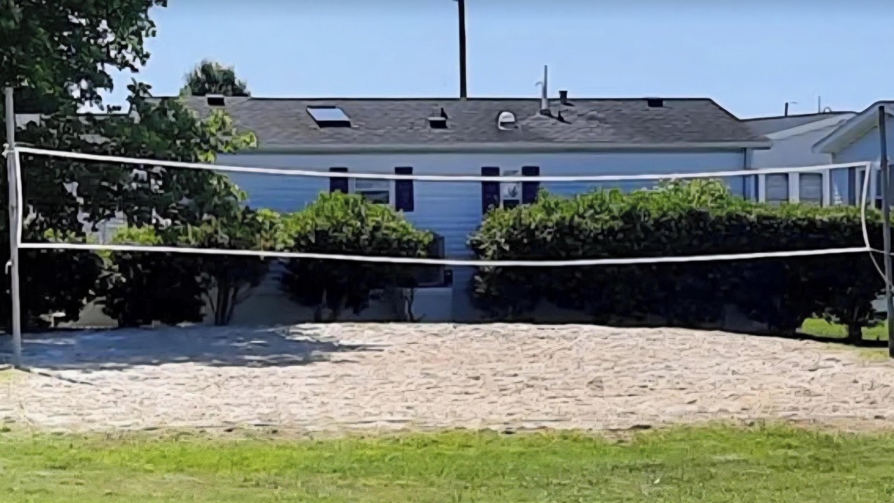 Photo of Others in Assateague Pointe