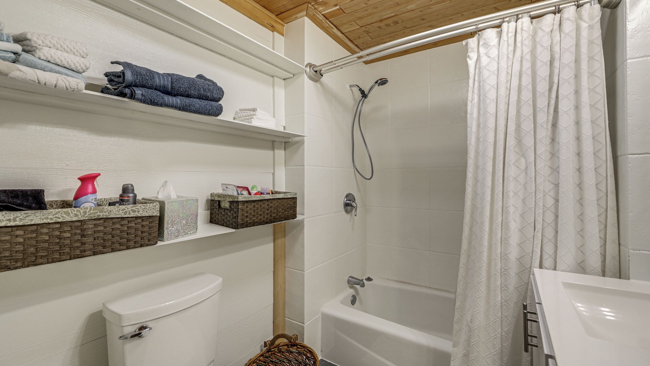 Photo of Bathroom in Robbinsville