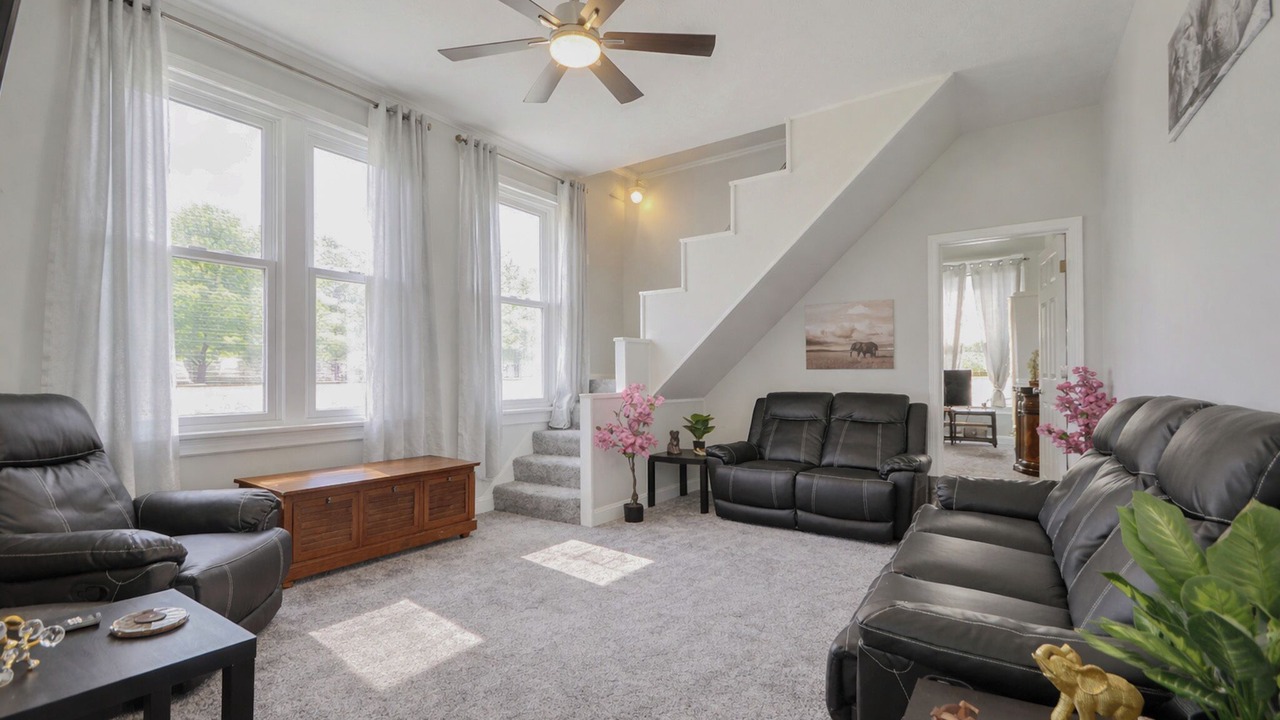 Photo of Livingroom in Park Hills