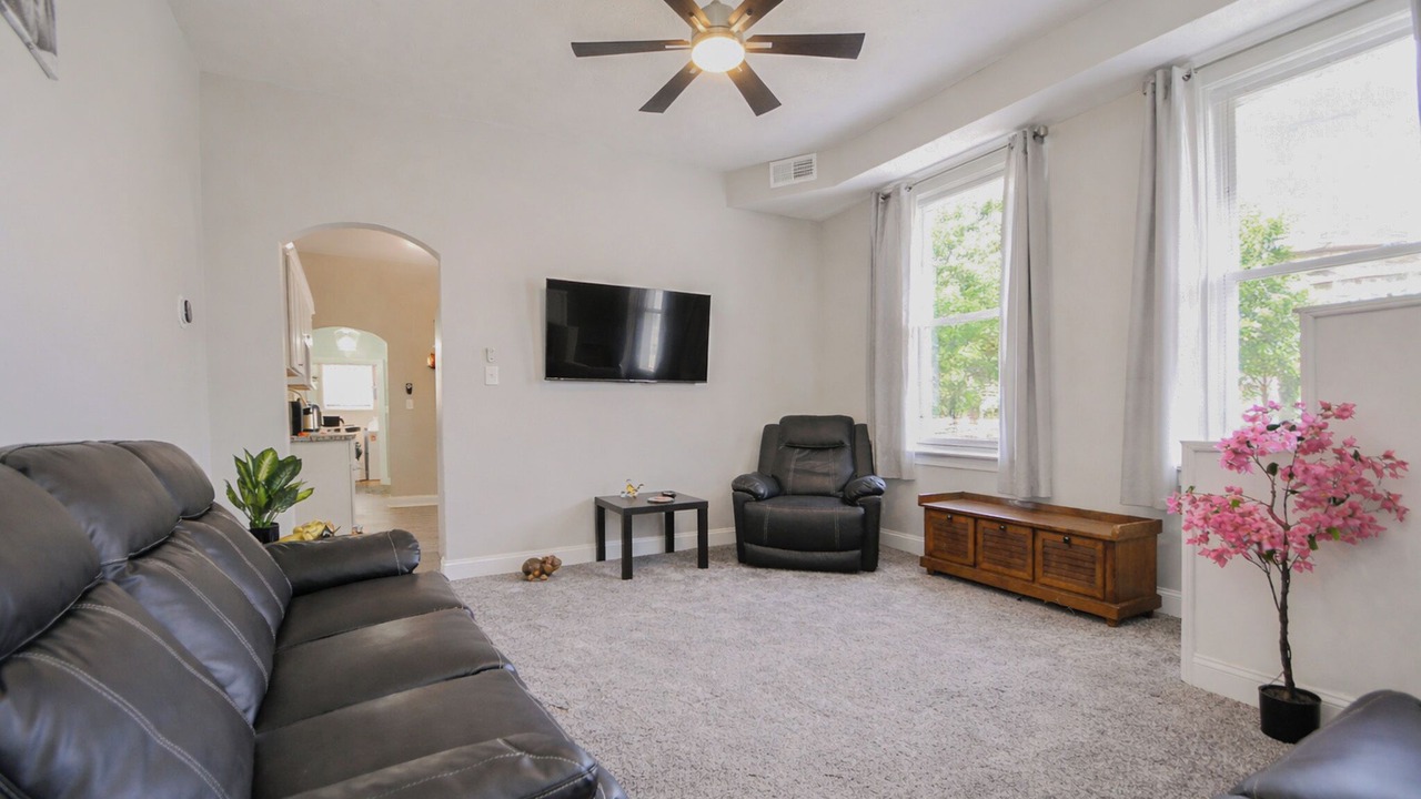 Photo of Livingroom in Park Hills