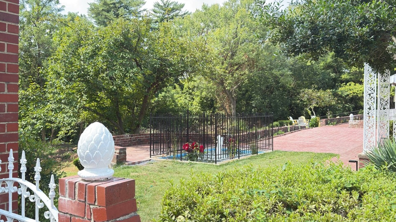 Photo of Outdoor in Oxon Hill