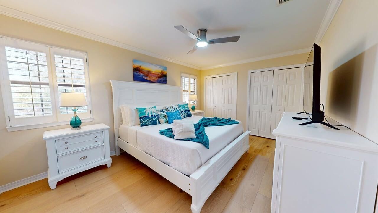 Photo of Bedroom in Gulf Pines