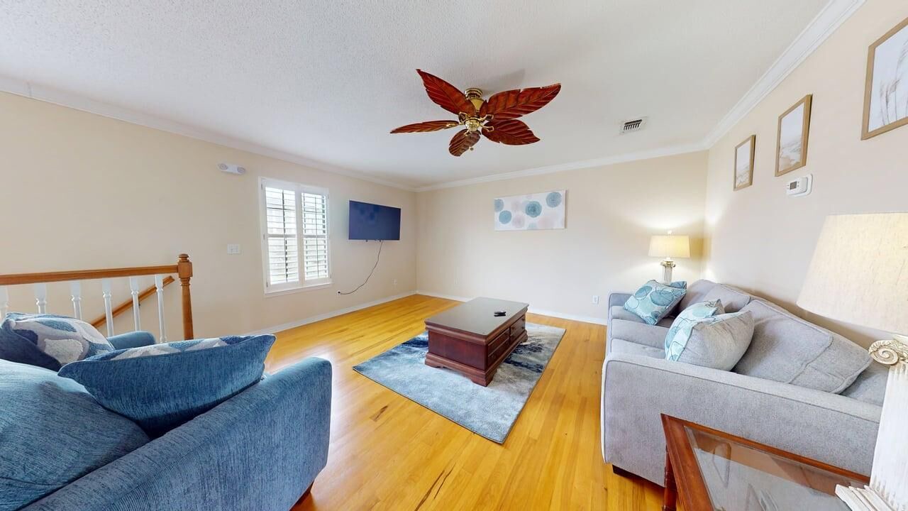 Photo of Livingroom in Gulf Pines
