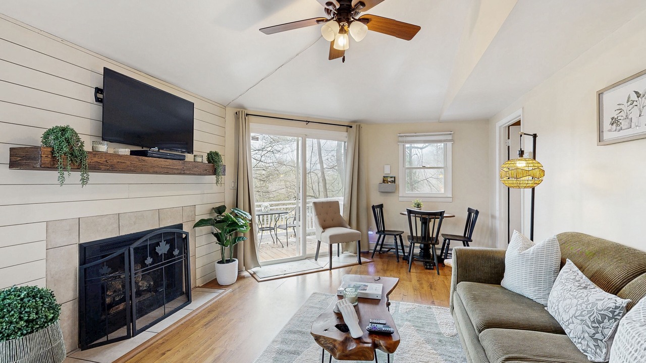 Photo of Livingroom in Mill Ridge