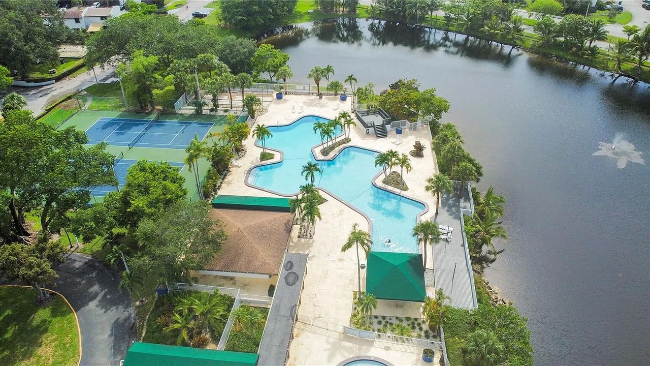 Photo of Outdoor in Ludlam