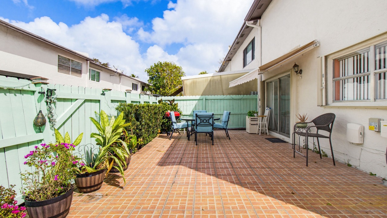 Photo of Outdoor in Ludlam