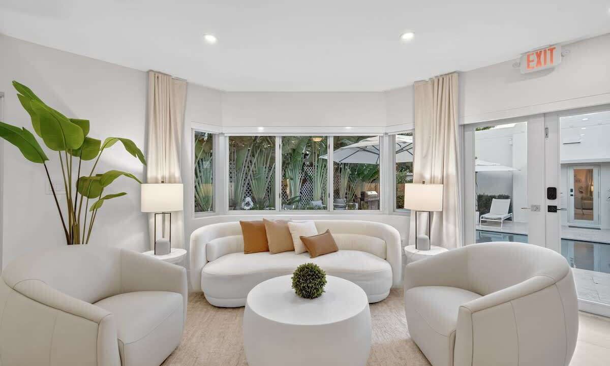 Photo of Livingroom in North Beach