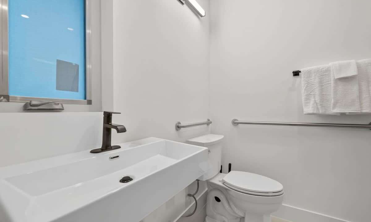 Photo of Bathroom in North Beach
