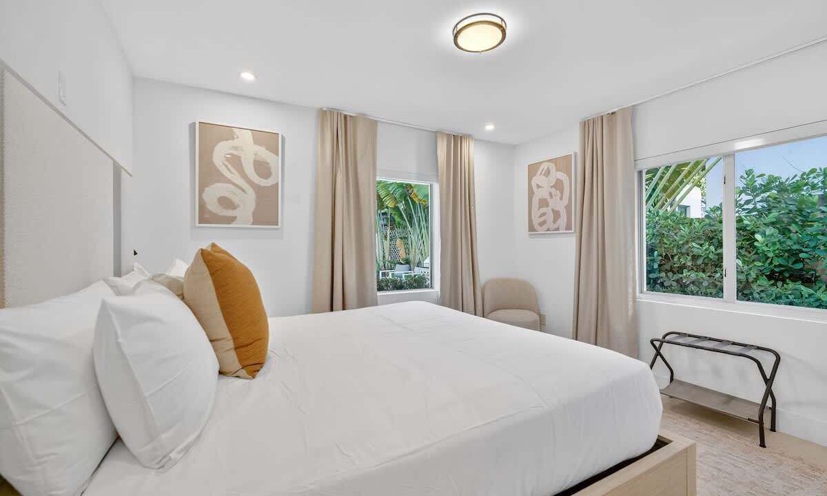 Photo of Others in North Beach