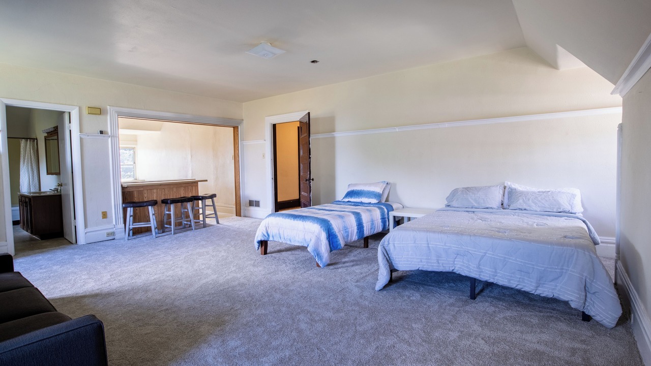 Photo of Bedroom in Pittsburgh