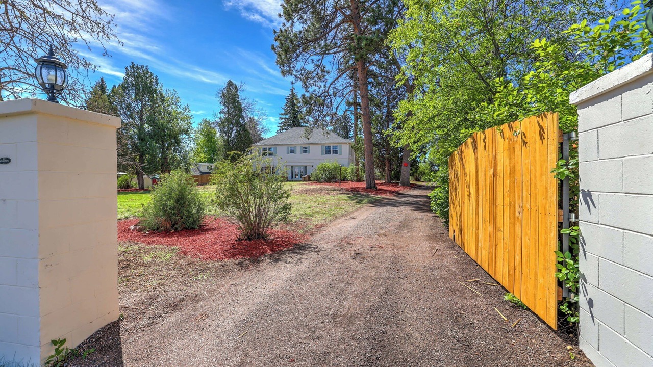 Photo of Outdoor in Broadmoor