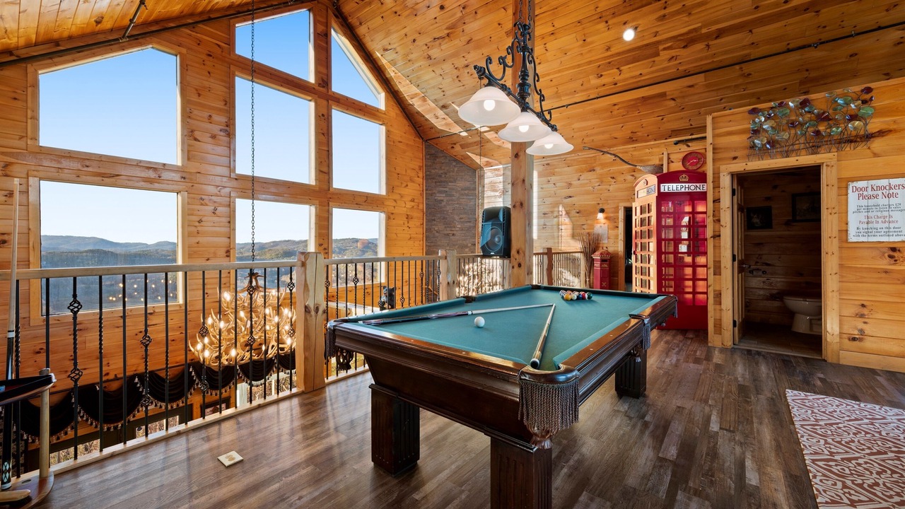 Photo of Bedroom in Wears Valley