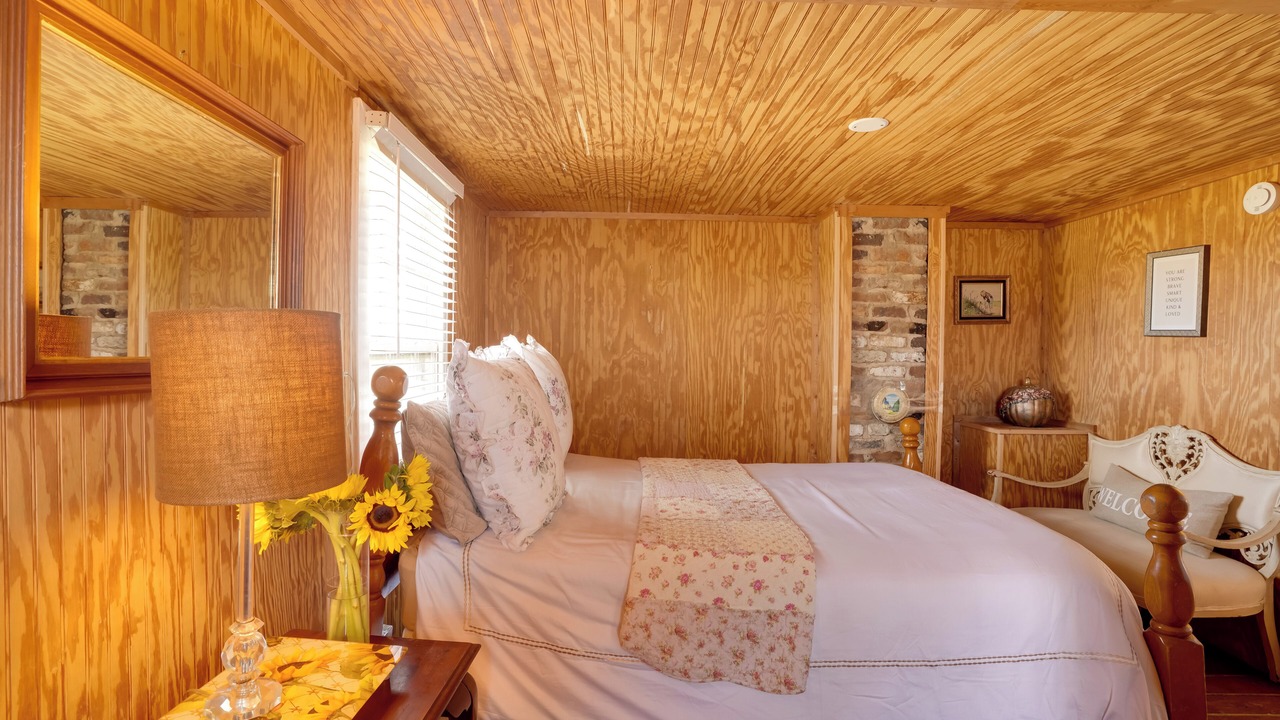 Photo of Bedroom in Clifford