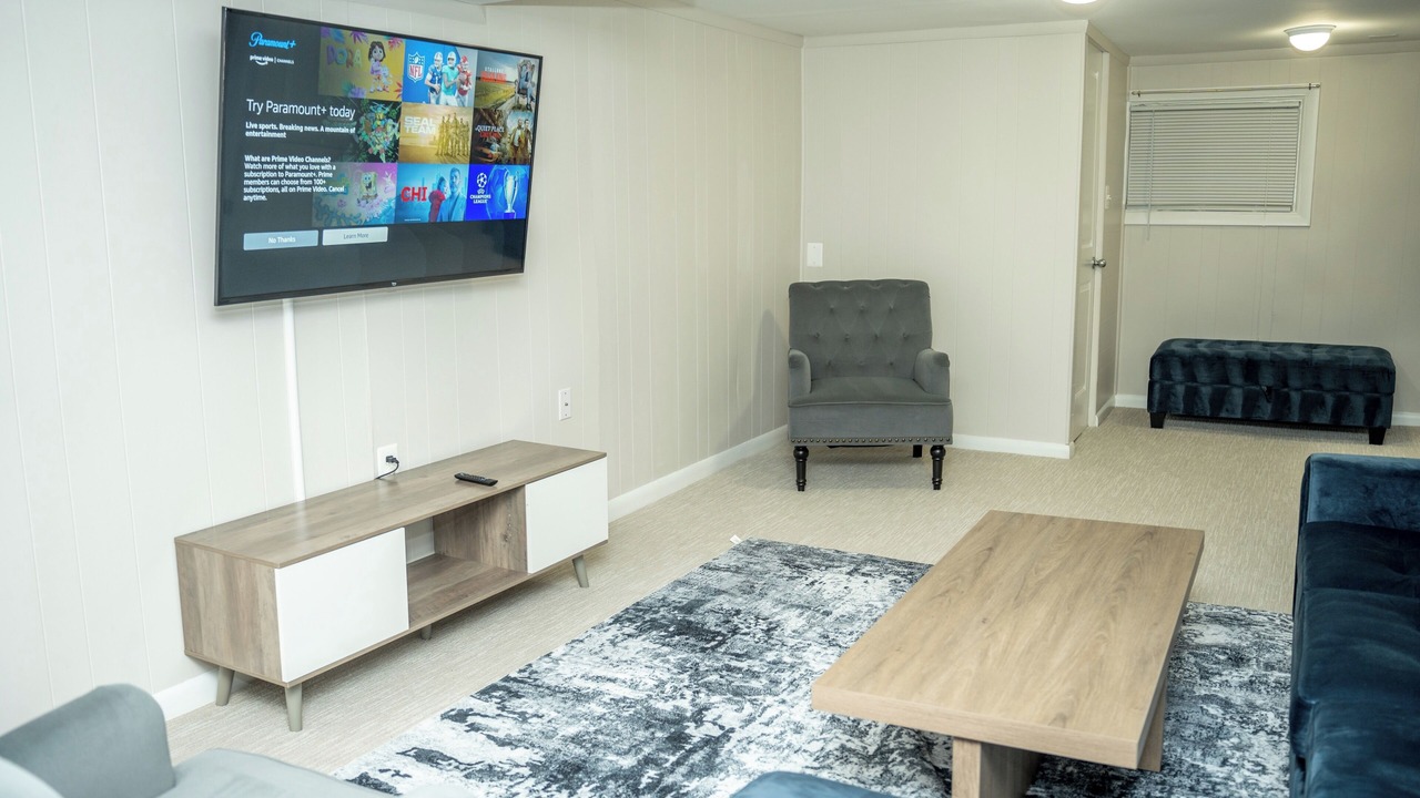 Photo of Livingroom in Wheaton-Glenmont